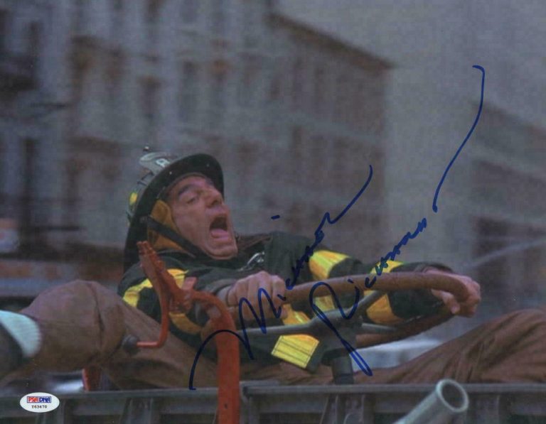 MICHAEL RICHARDS SIGNED 11X14 PHOTO KRAMER SEINFELD AUTHENTIC AUTOGRAPH PSA 5 COLLECTIBLE MEMORABILIA