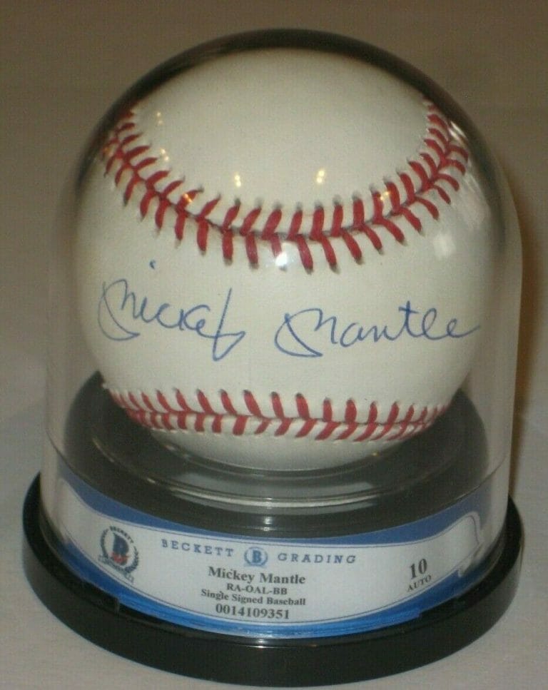 MICKEY MANTLE SIGNED UDA OFFICIAL AL BASEBALL BECKETT GRADED 10 UPPER DECK AUTH. COLLECTIBLE MEMORABILIA