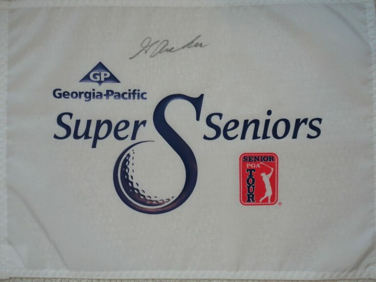 GEORGE ARCHER HAND SIGNED SUPER SENIORS PGA GOLF FLAG FORMER MASTERS CHAMPION
 COLLECTIBLE MEMORABILIA