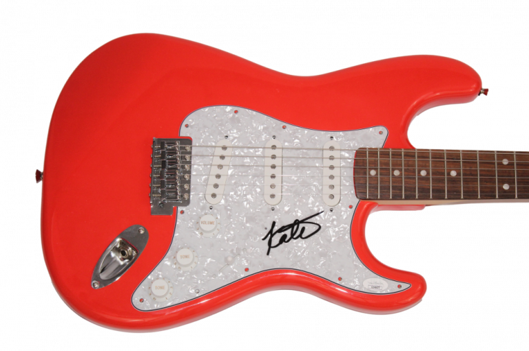 KATE PIERSON SIGNED AUTOGRAPH FULL SIZE RED FENDER ELECTRIC GUITAR B-52’S W/ JSA COLLECTIBLE MEMORABILIA
