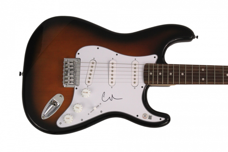 CHRIS ROBINSON SIGNED AUTOGRAPH FENDER ELECTRIC GUITAR THE BLACK CROWES BECKETT COLLECTIBLE MEMORABILIA