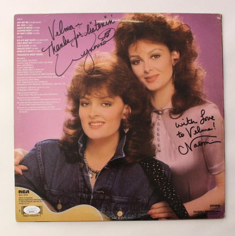 NAOMI JUDD & WYNONNA JUDD SIGNED AUTOGRAPH ALBUM VINYL THE JUDDS WHY NOT ME JSA COLLECTIBLE MEMORABILIA