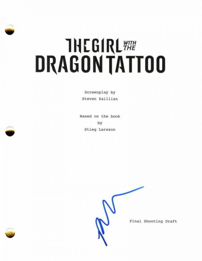 ROONEY MARA SIGNED AUTOGRAPH THE GIRL WITH THE DRAGON TATTOO FULL MOVIE SCRIPT COLLECTIBLE MEMORABILIA