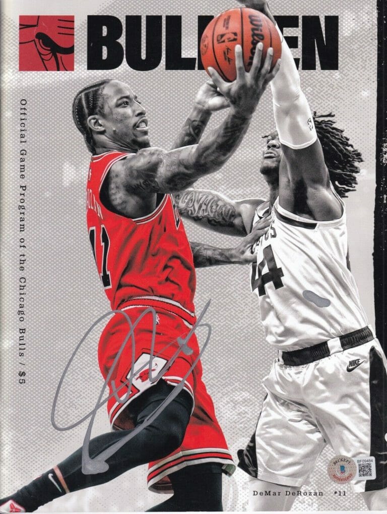 DEMAR DEROZAN SIGNED (CHICAGO BULLS) OFFICIAL GAME PROGRAM BECKETT BAS BF09484 COLLECTIBLE MEMORABILIA