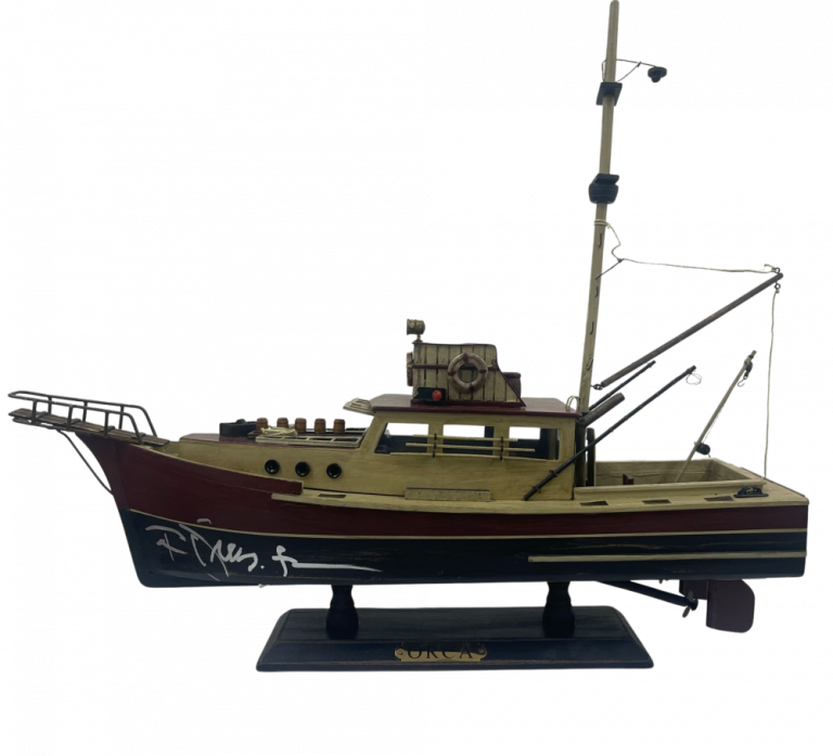 RICHARD DREYFUSS SIGNED WOODEN JAWS ORCA MODEL BOAT 20″ AUTOGRAPH BECKETT 5 COLLECTIBLE MEMORABILIA