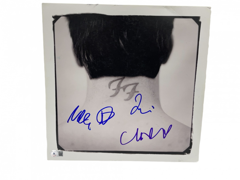 FOO FIGHTERS DAVE GROHL BAND SIGNED ALBUM THERE IS NOTHING LEFT TO LOSE BECKETT COLLECTIBLE MEMORABILIA