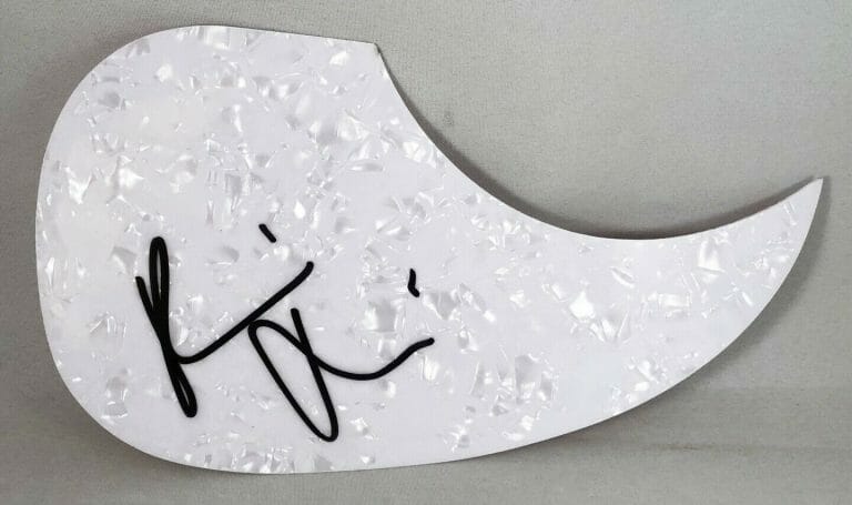 ROBIN THICKE SIGNED ACOUSTIC PICKGUARD 1 COA COLLECTIBLE MEMORABILIA