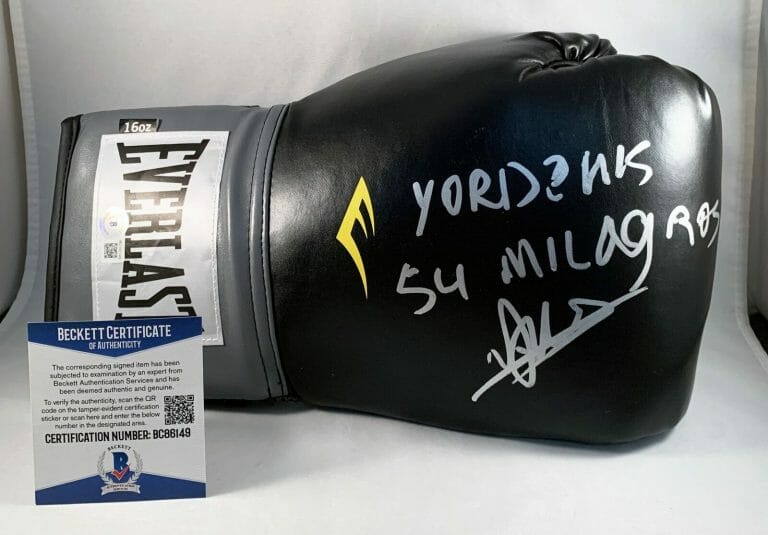 YORDENIS UGAS SIGNED BOXING GLOVE BECKETT BAS WBA WELTERWEIGHT CHAMP COA COLLECTIBLE MEMORABILIA