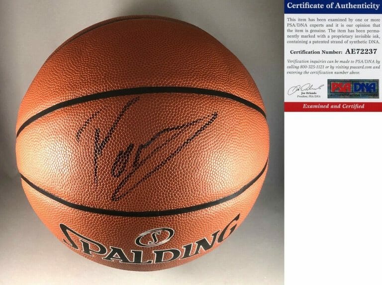 DALLAS MAVERICKS KRISTAPS PORZINGIS SIGNED BASKETBALL PSA/DNA COA COLLECTIBLE MEMORABILIA