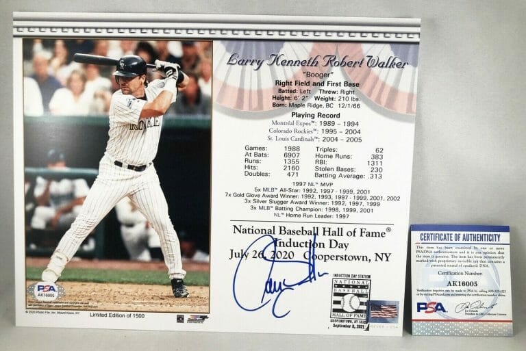 COLORADO ROCKIES LARRY WALKER SIGNED HOF INAUGURATION 8×10 POSTCARD PSA/DNA COA COLLECTIBLE MEMORABILIA