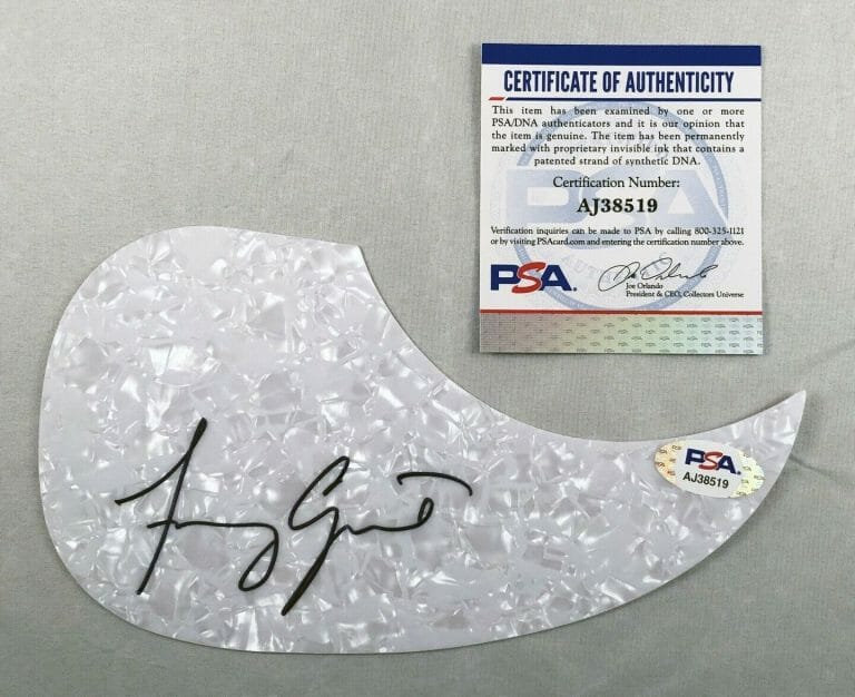 AMY GRANT SIGNED ACOUSTIC PICKGUARD PSA/DNA COA COLLECTIBLE MEMORABILIA