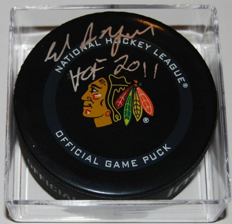 ED BELFOUR SIGNED (CHICAGO BLACKHAWKS) OFFICIAL GAME HOCKEY PUCK BECKETT BG03057 COLLECTIBLE MEMORABILIA