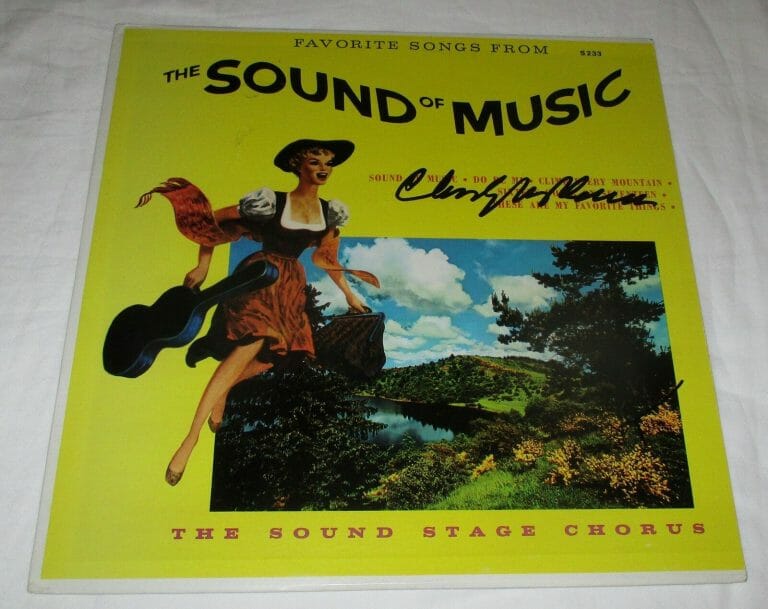 CHRISTOPHER PLUMMER SIGNED THE SOUND OF MUSIC VINYL JSA COLLECTIBLE MEMORABILIA