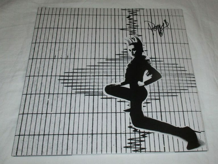 POPPY SIGNED FLUX VINYL RECORD JSA MORIAH ROSE PEREIRA COLLECTIBLE MEMORABILIA