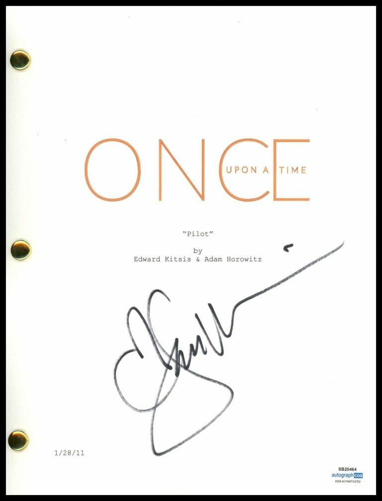 JENNIFER MORRISON “ONCE UPON A TIME” AUTOGRAPH SIGNED PILOT EPISODE SCRIPT ACOA COLLECTIBLE MEMORABILIA