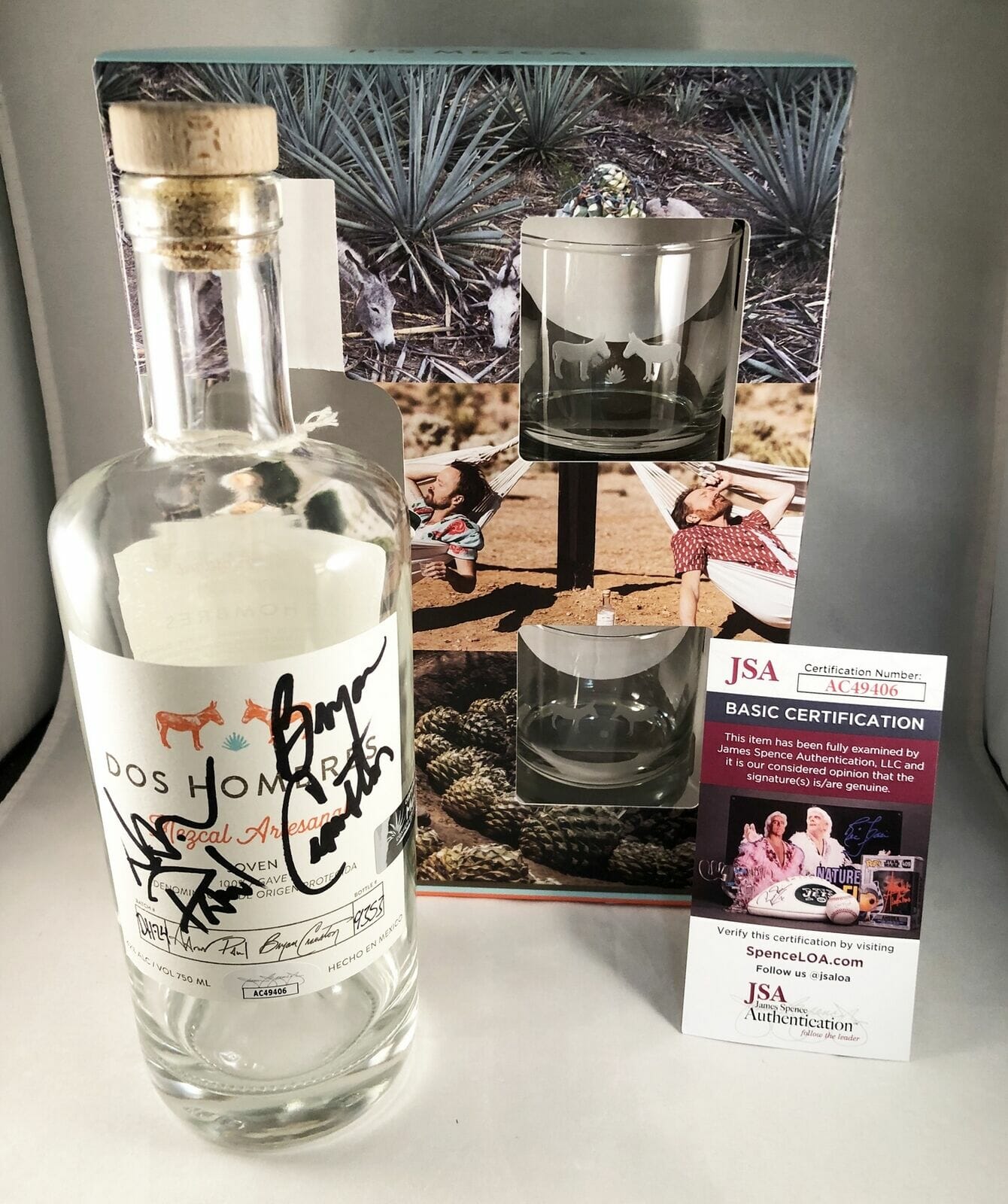 Bryan Cranston and Aaron Paul Signed Empty Bottle JSA Dos Hombres