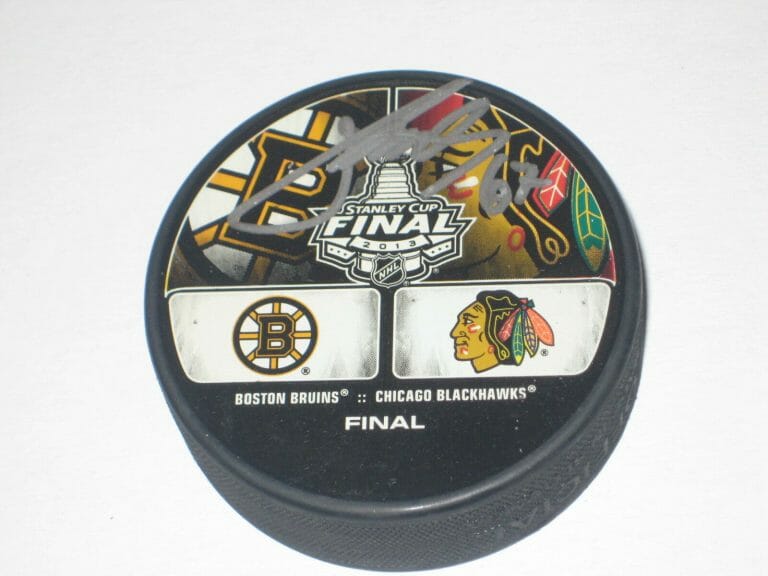MICHAEL FROLIK SIGNED BLACKHAWKS 2013 STANLEY CUP DUELING PUCK W/ COA COLLECTIBLE MEMORABILIA