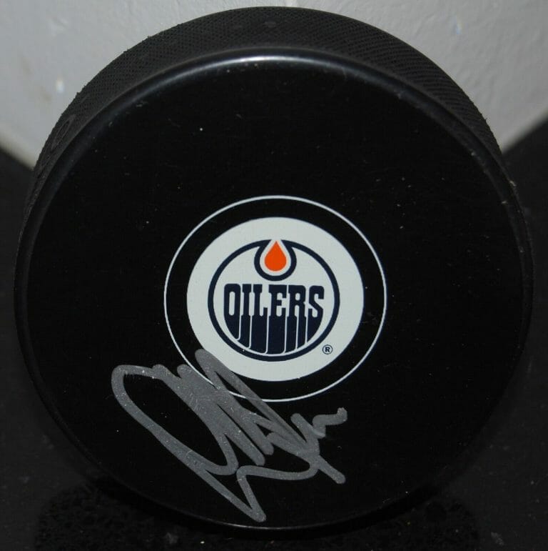 DAVE MANSON SIGNED (EDMONTON OILERS) HOCKEY LOGO PUCK BECKETT BAS BD65583 COLLECTIBLE MEMORABILIA