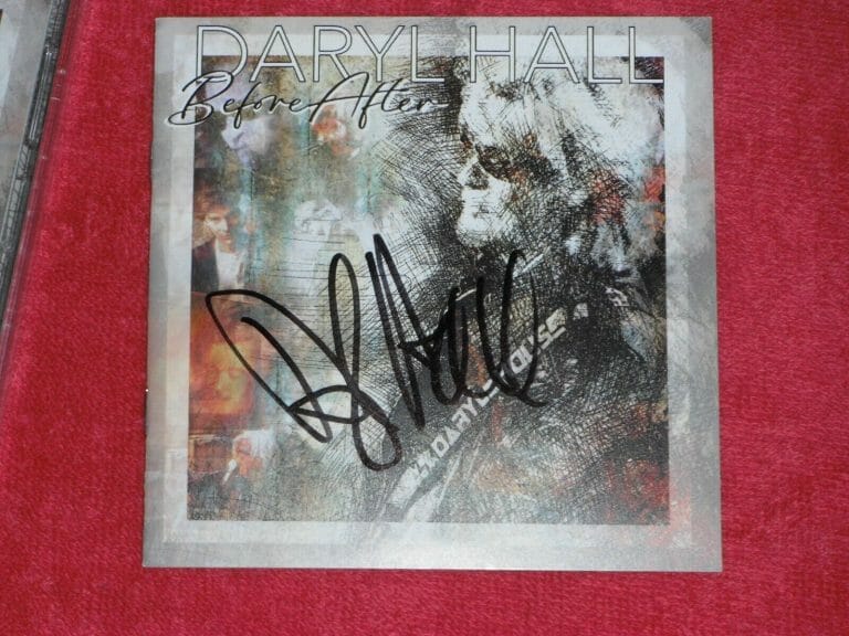 DARYL HALL SIGNED BEFORE AFTER CD COVER COLLECTIBLE MEMORABILIA