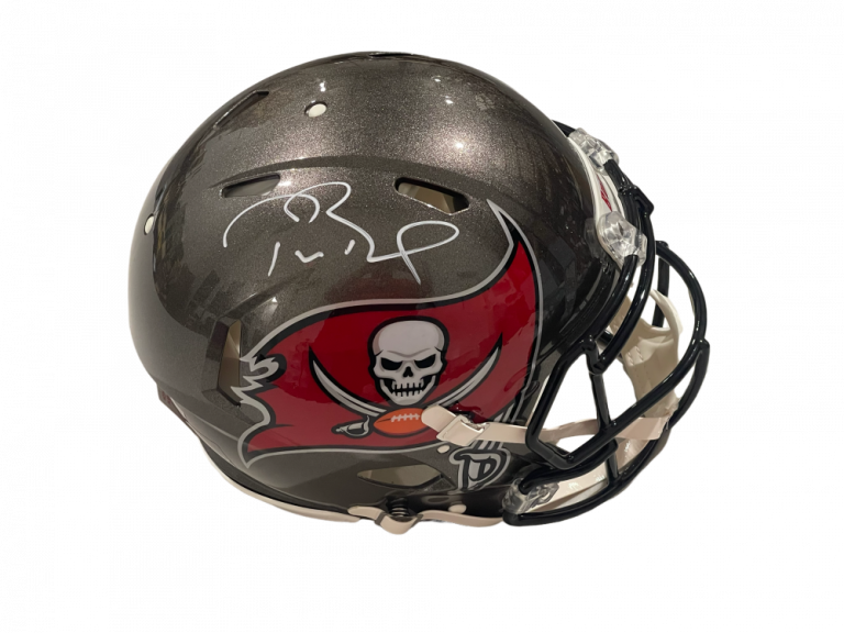 TOM BRADY SIGNED TAMPA BAY BUCCANEERS AUTOGRAPH SPEED AUTHENTIC FULL SIZE HELMET COLLECTIBLE MEMORABILIA