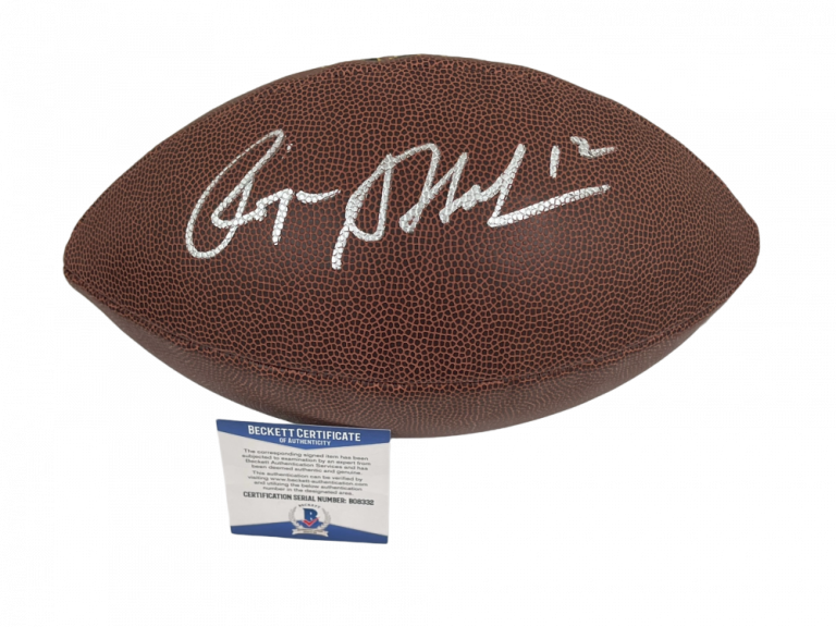 ROGER STAUBACH SIGNED NFL FOOTBALL DALLAS COWBOYS AUTOGRAPH BECKETT COA 8 COLLECTIBLE MEMORABILIA