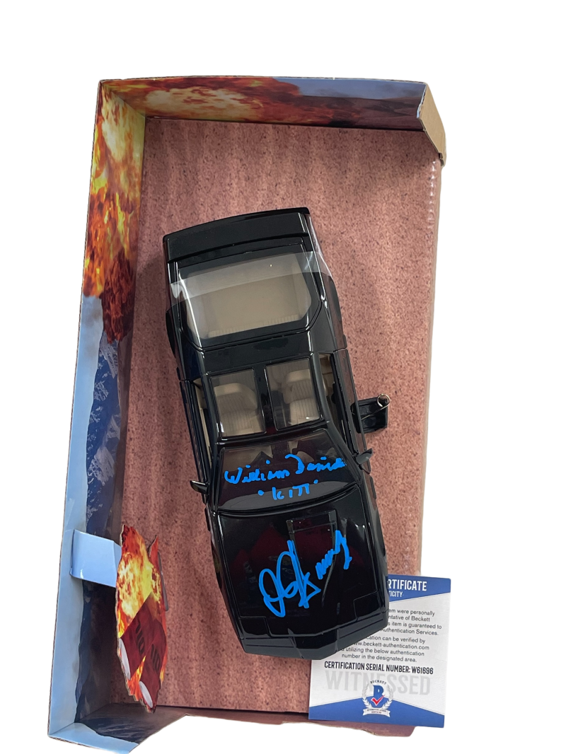 David Hasselhoff William Daniels Signed Knight Rider Diecast 124 Car Beckett 3 Autographia