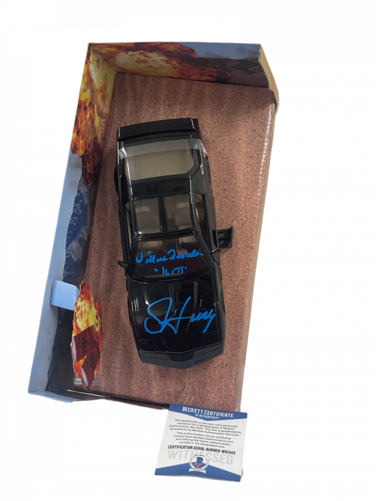 DAVID HASSELHOFF WILLIAM DANIELS SIGNED KNIGHT RIDER DIECAST 1:24 CAR BECKETT 17 COLLECTIBLE MEMORABILIA