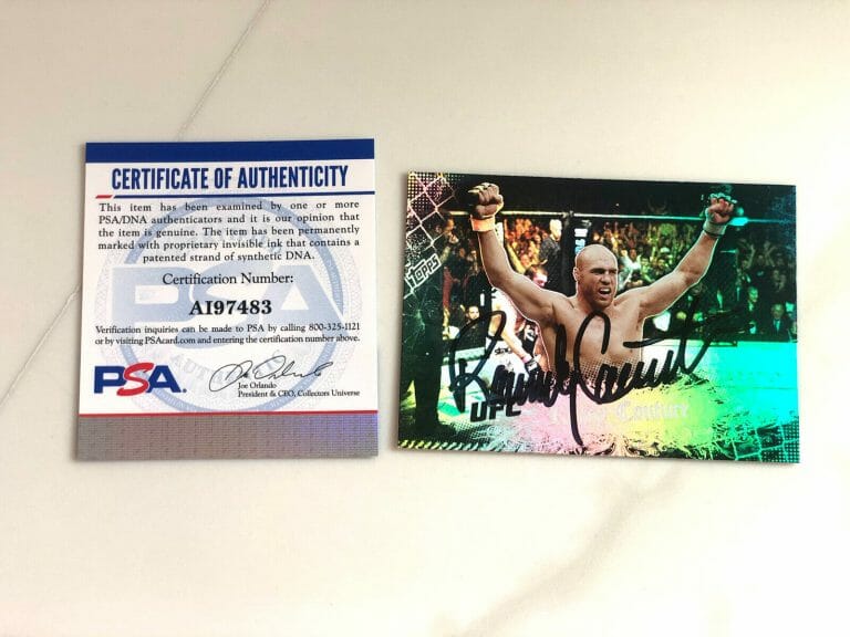 RANDY COUTURE HAND SIGNED UFC TOPPS TRADING CARD PSA/DNA CERT COLLECTIBLE MEMORABILIA