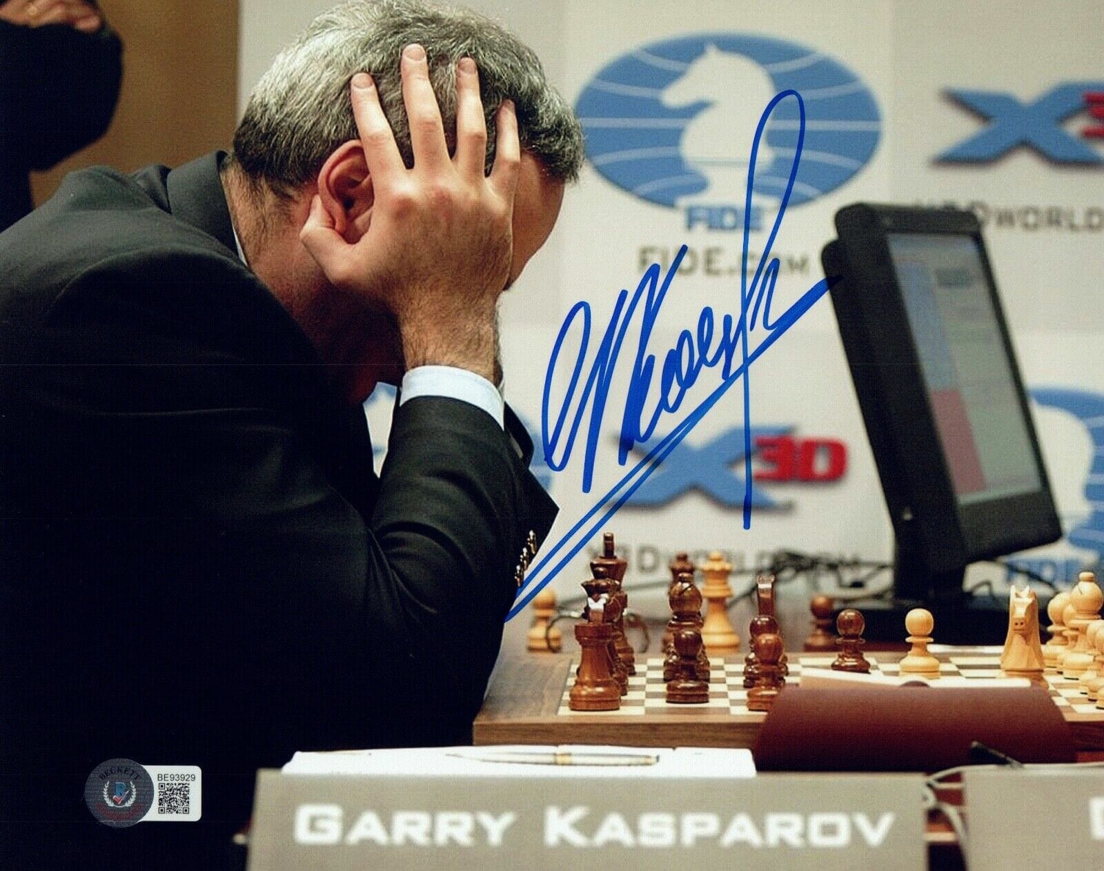 GARRY KASPAROV HAND SIGNED 8x10 PHOTO AUTOGRAPHED CHESS GRANDMASTER  CHAMPION COA