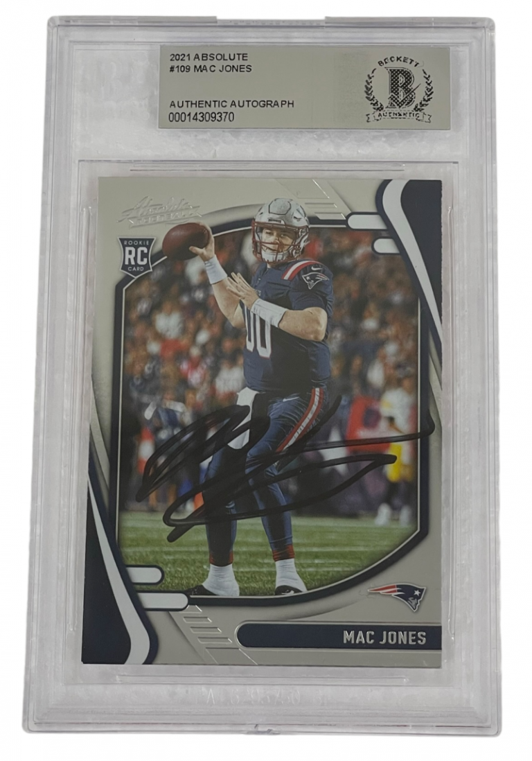 MAC JONES SIGNED 2021 ABSOLUTE ROOKIE CARD AUTOGRAPHED CARD PATRIOTS BECKETT COLLECTIBLE MEMORABILIA