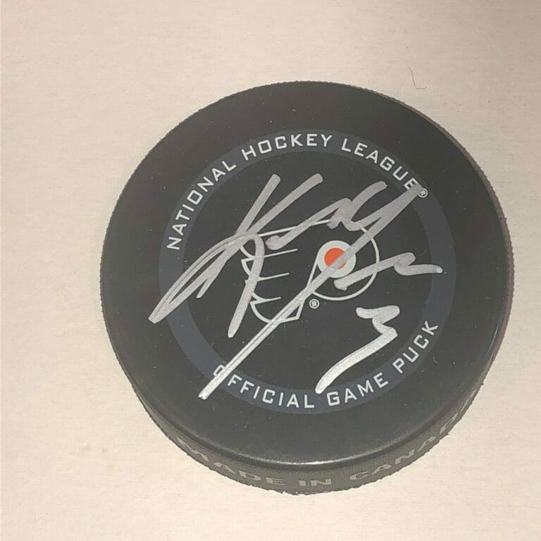 KEITH YANDLE SIGNED PHILADELPHIA FLYERS OFFICIAL GAME PUCK BECKETT AUTHENTICATED COLLECTIBLE MEMORABILIA