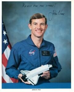 JAMES JIM S. VOSS Signed 8x10 NASA ASTRONAUT Litho Photo GREAT CONTENT ...