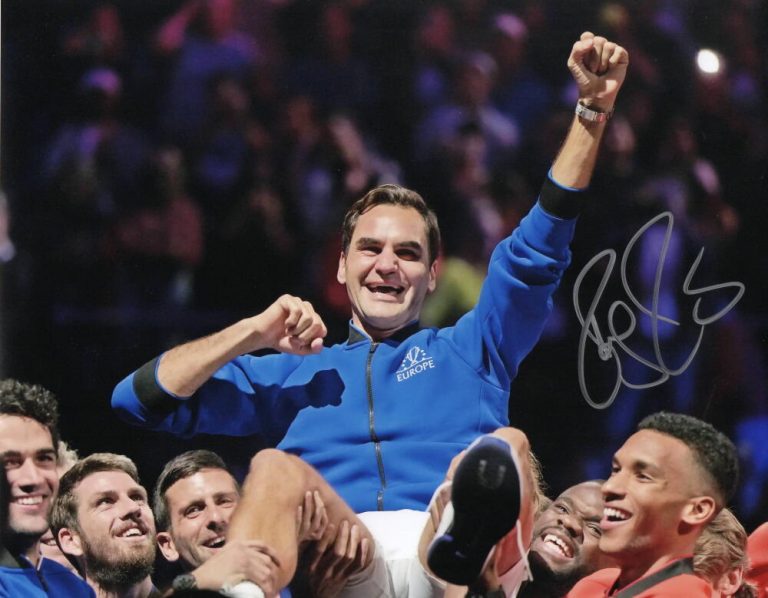 ROGER FEDERER SIGNED AUTOGRAPH 11X14 PHOTO – CARRIED OFF LAST MATCH IN LAVER CUP COLLECTIBLE MEMORABILIA