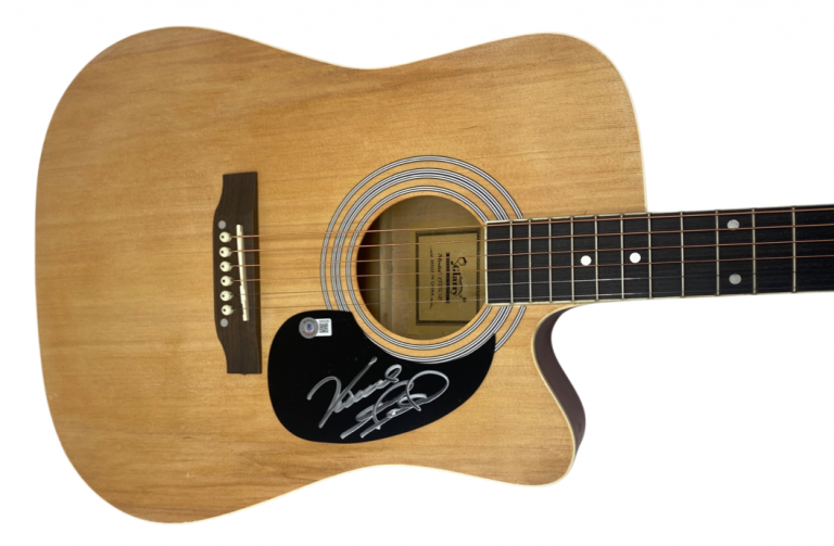 VINCE GILL SIGNED AUTOGRAPHED FULL SIZE ACOUSTIC GUITAR COUNTRY STAR BECKETT COA COLLECTIBLE MEMORABILIA