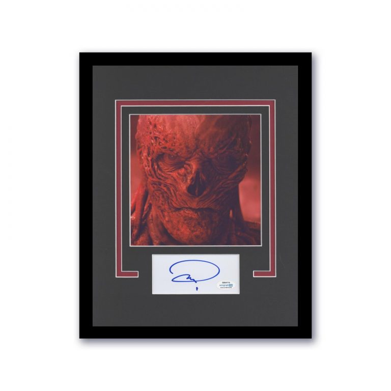 JAMIE CAMPBELL BOWER “STRANGER THINGS” SIGNED ‘VECNA’ FRAMED 11×14 DISPLAY ACOA COLLECTIBLE MEMORABILIA