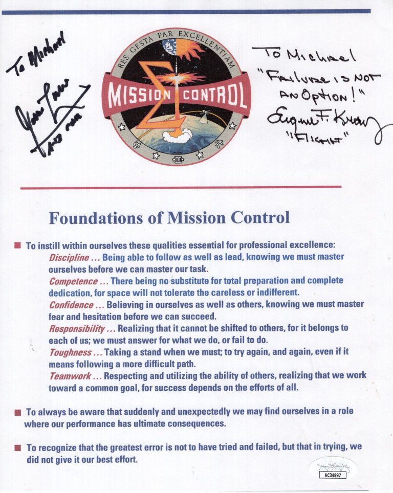 JAMES LOVELL+GENE KRANZ SIGNED 8×10 NASA MISSION CONTROL JSA TO MICHAEL COLLECTIBLE MEMORABILIA