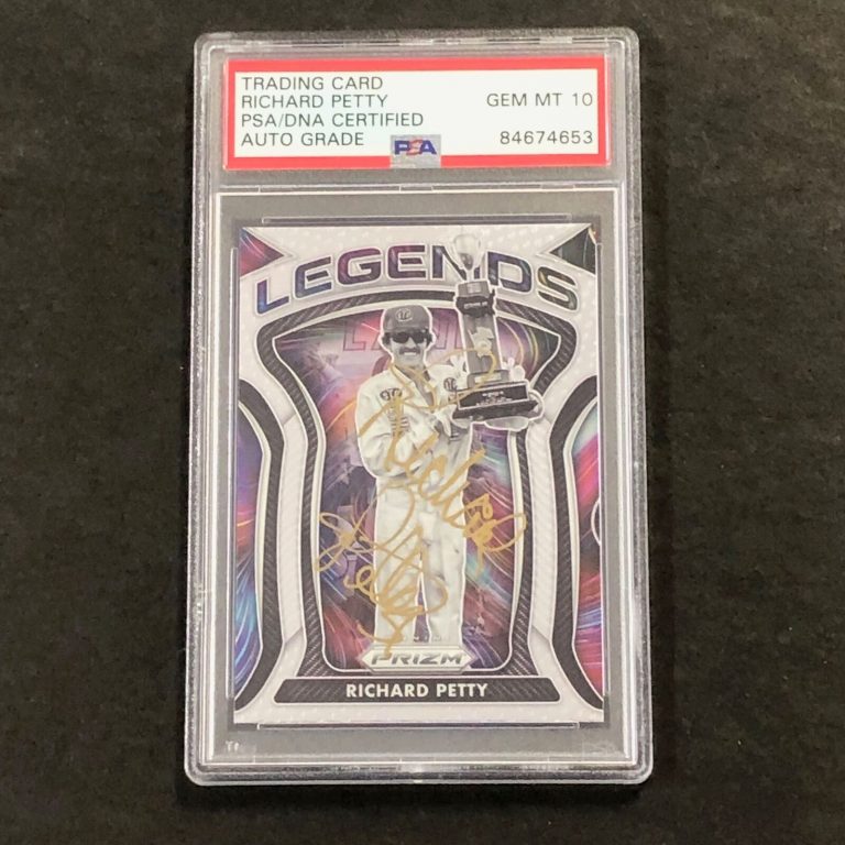 2021 PRIZM #82 RICHARD PETTY SIGNED CARD PSA AUTO GRADE 10 SLABBED NASCAR COLLECTIBLE MEMORABILIA