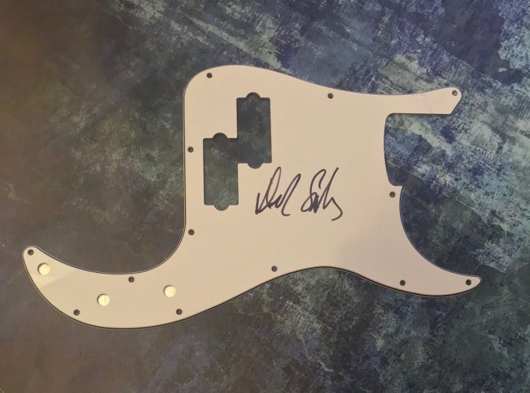 GFA THE SPINAL TAP BASSIST * DEREK SMALLS * SIGNED ELECTRIC PICKGUARD D4 COA COLLECTIBLE MEMORABILIA