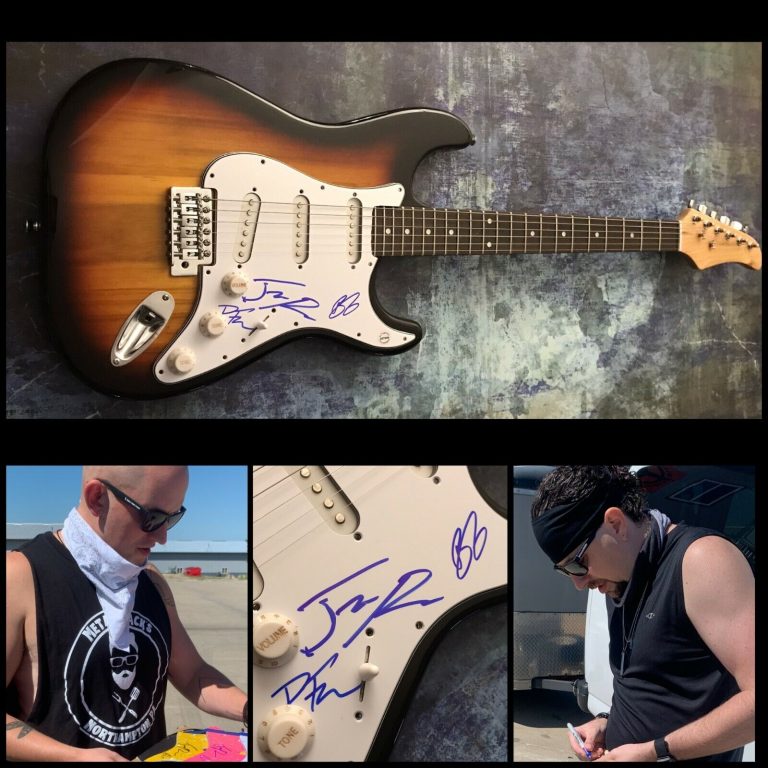 GFA PHILLIP FREEMAN X3 BAND * SMALL TOWN TITANS * SIGNED ELECTRIC GUITAR S1 COA COLLECTIBLE MEMORABILIA