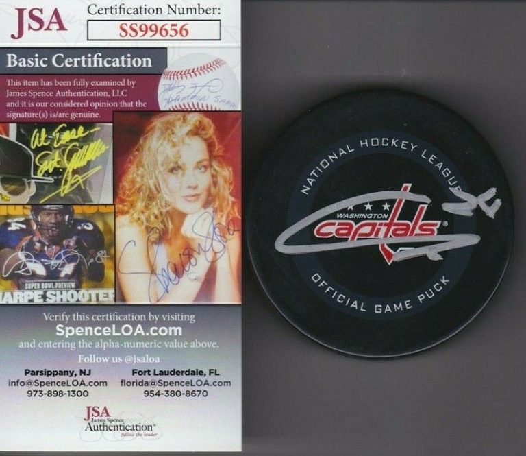 CONNOR MCMICHAEL SIGNED OFFICIAL NHL GAME PUCK W/ JSA COA WASHINGTON CAPITALS #1 COLLECTIBLE MEMORABILIA