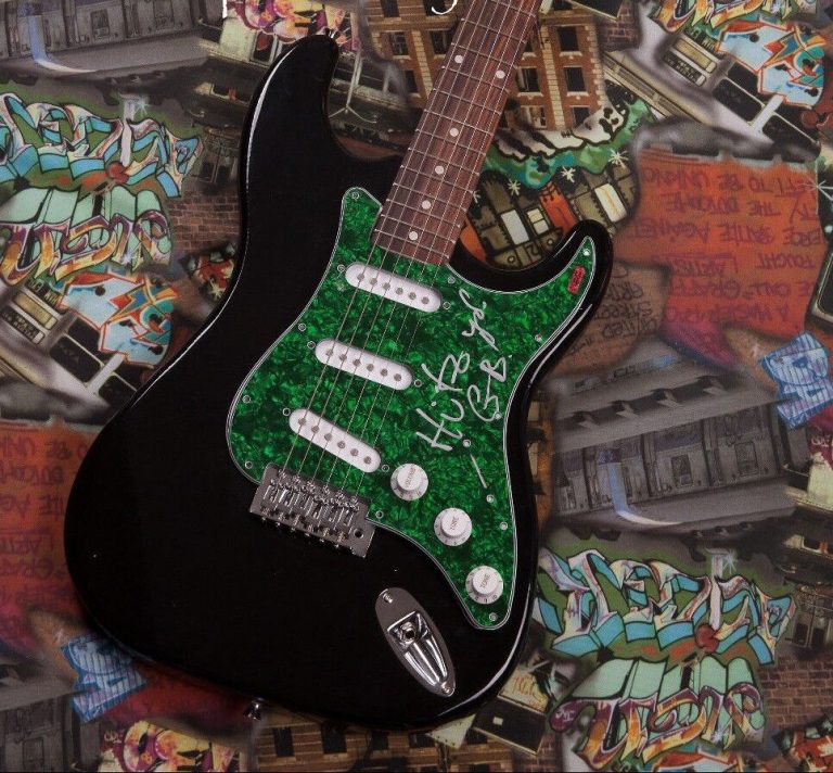 GFA GYPSY BAND GOGEL BORDELLO * EUGENE HUTZ * SIGNED ELECTRIC GUITAR LA1 COA COLLECTIBLE MEMORABILIA