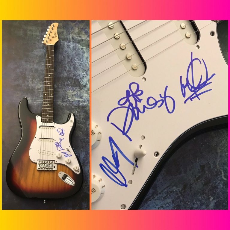 GFA MCQUEEN, DAISY & META * THE DEAD DEADS * SIGNED ELECTRIC GUITAR D3 COA COLLECTIBLE MEMORABILIA