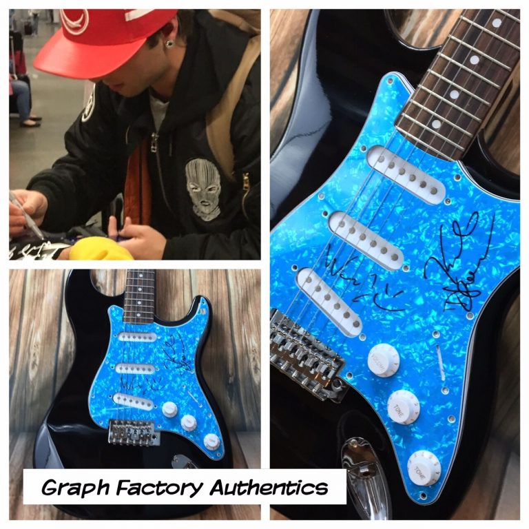 GFA KEATON WESLEY & DREW * EMBLEM3 * SIGNED ELECTRIC GUITAR PROOF AD1 COA COLLECTIBLE MEMORABILIA