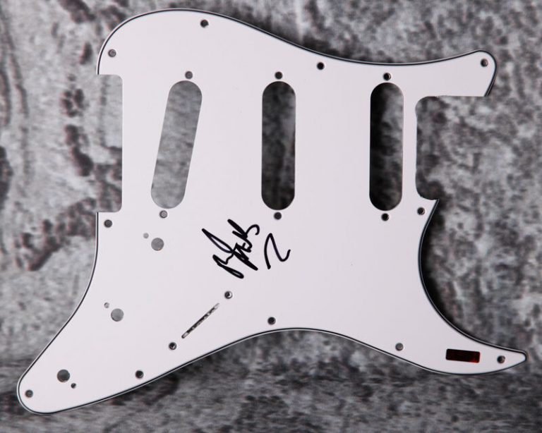 GFA ROCK BAND R.E.M. * MIKE MILLS * SIGNED ELECTRIC PICKGUARD PROOF M1 COA COLLECTIBLE MEMORABILIA