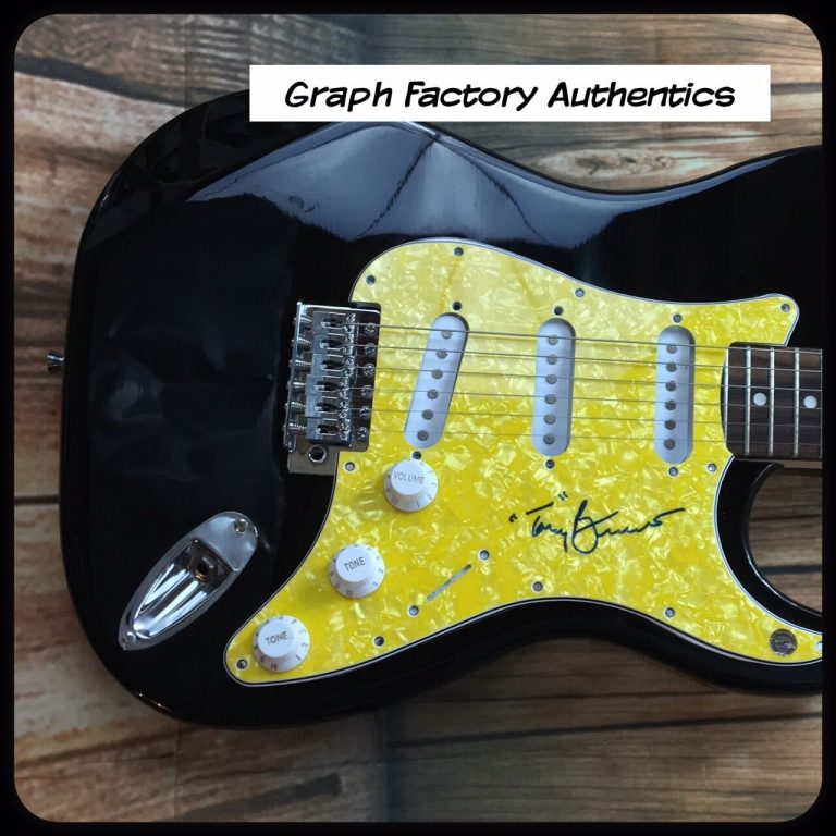GFA LEGENDARY POP SINGER * TONY BENNETT * SIGNED ELECTRIC GUITAR PROOF T1 COA COLLECTIBLE MEMORABILIA
