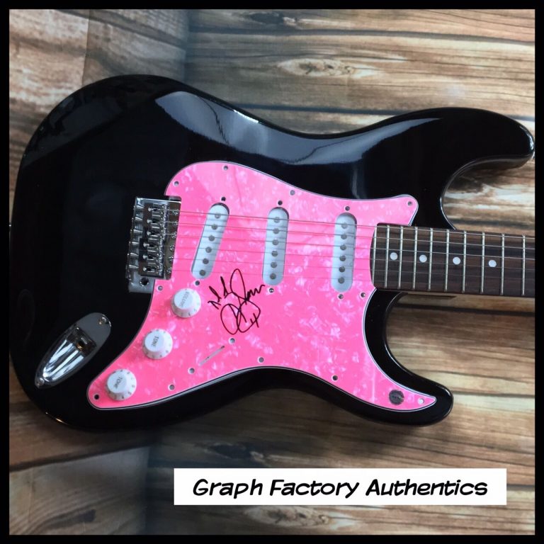 GFA FIFTH HARMONY STAR * DINAH JANE * SIGNED ELECTRIC GUITAR AD1 COA COLLECTIBLE MEMORABILIA