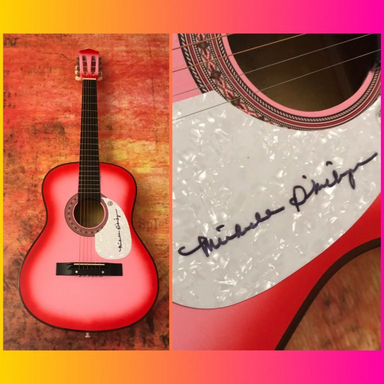 GFA THE MAMAS AND THE PAPAS * MICHELLE PHILLIPS * SIGNED ACOUSTIC GUITAR M6 COA COLLECTIBLE MEMORABILIA