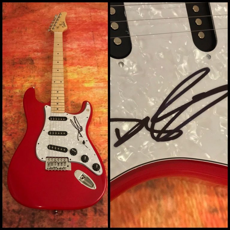 GFA MY GIRL HOOKED COUNTRY STAR * DYLAN SCOTT * SIGNED ELECTRIC GUITAR D4 COA COLLECTIBLE MEMORABILIA