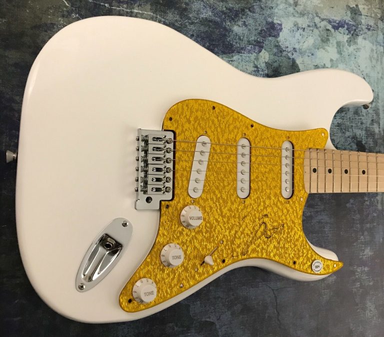 GFA ONE DIRECTION STAR * LIAM PAYNE * SIGNED ELECTRIC GUITAR PROOF L3 COA COLLECTIBLE MEMORABILIA