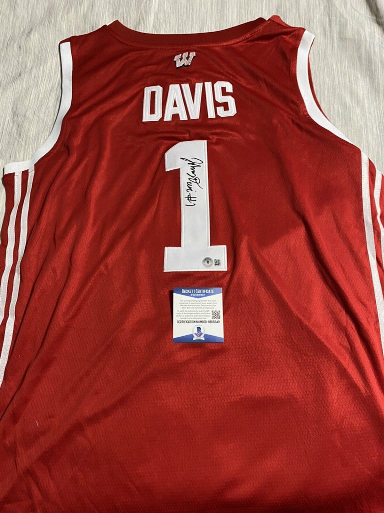 JOHNNY DAVIS SIGNED JERSEY WISCONSIN BADGERS BASKETBALL AUTOGRAPH RARE BAS COA
 COLLECTIBLE MEMORABILIA